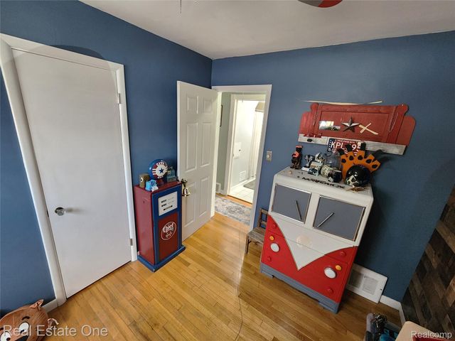 759 Chippewa Street, Mt. Clemens, MI 48043