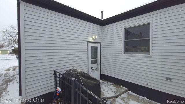 759 Chippewa Street, Mt. Clemens, MI 48043