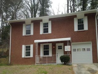 2794 Crescendo NW Drive, Atlanta, GA 30318