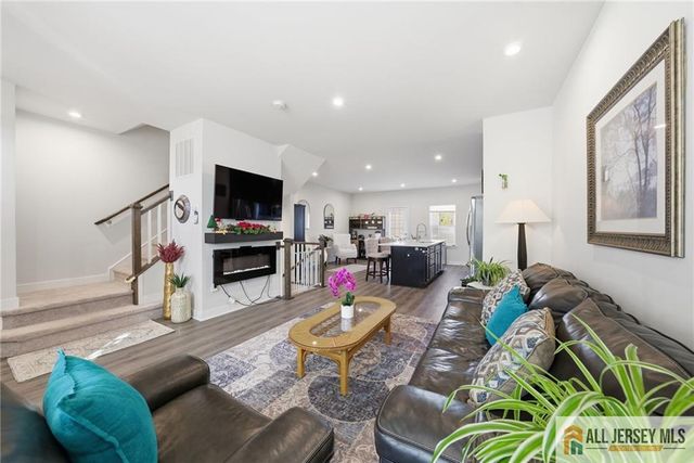 1205 English Lane 1205, Parlin, NJ 08859