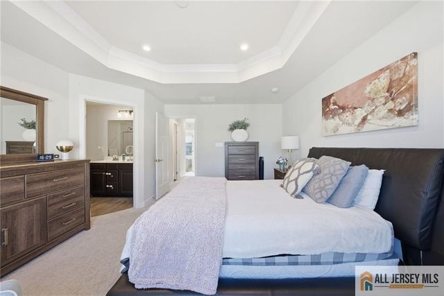 1205 English Lane 1205, Parlin, NJ 08859