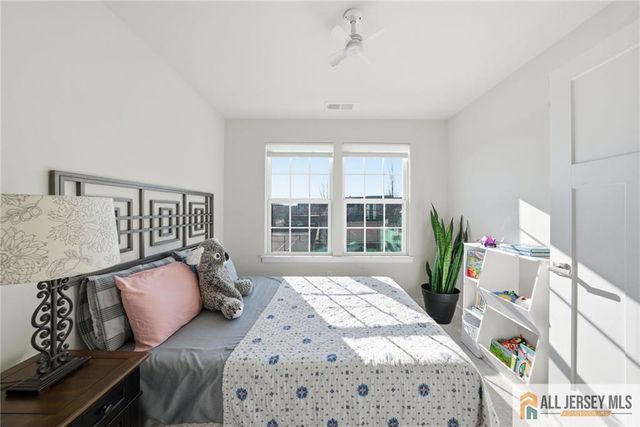 1205 English Lane 1205, Parlin, NJ 08859