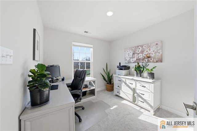 1205 English Lane 1205, Parlin, NJ 08859