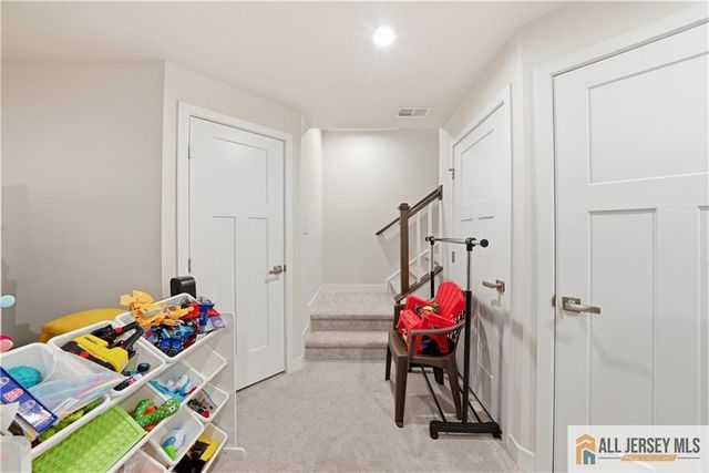 1205 English Lane 1205, Parlin, NJ 08859