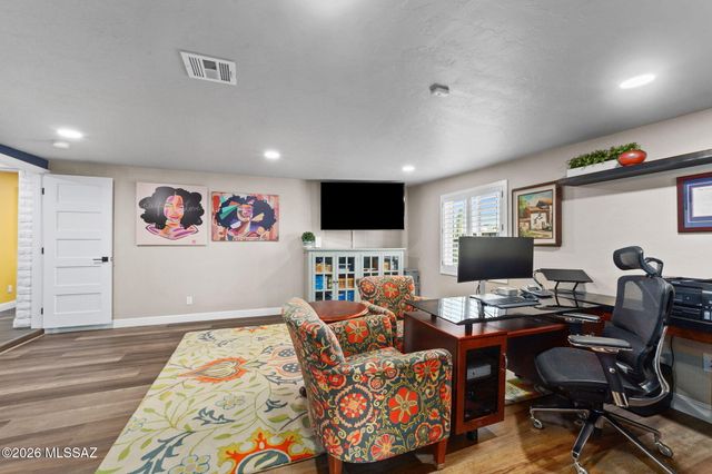 7471 E 32nd Street, Tucson, AZ 85710