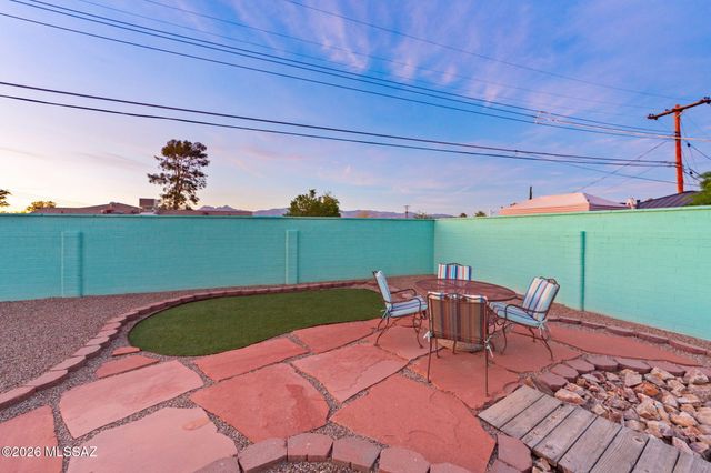 7471 E 32nd Street, Tucson, AZ 85710