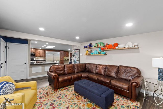 7471 E 32nd Street, Tucson, AZ 85710