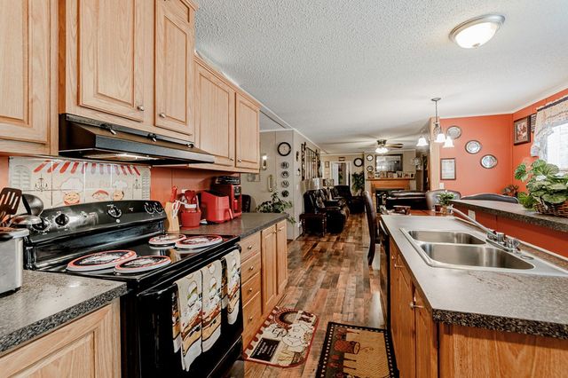 64 Northwood, Orangeburg, SC 29118