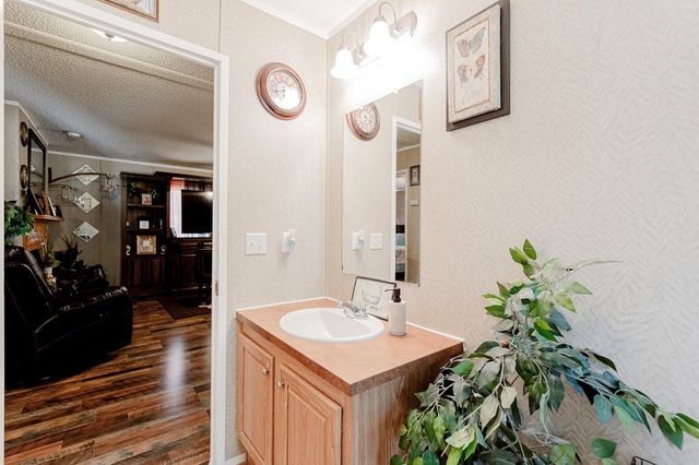 64 Northwood, Orangeburg, SC 29118