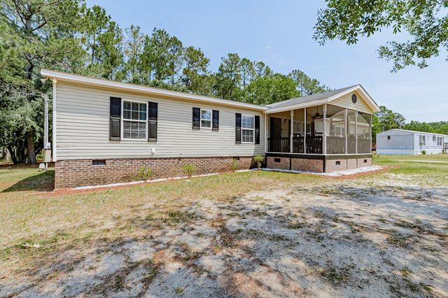 64 Northwood, Orangeburg, SC 29118