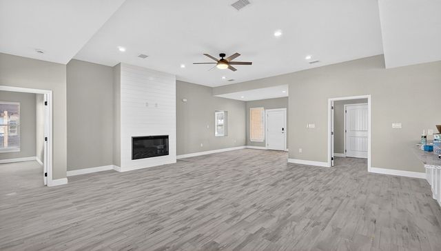 13215 E County Rd 110, Midland, TX 79706