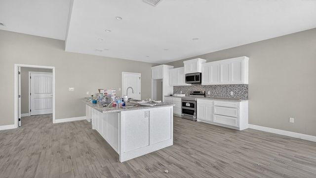 13215 E County Rd 110, Midland, TX 79706