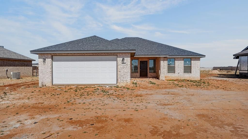 13215 E County Rd 110, Midland, TX 79706
