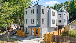 7776 Highland Park Way SW #A, Seattle, WA 98106