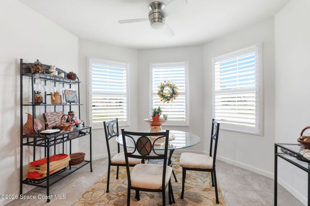 380 Guinevere Drive SW, Palm Bay, FL 32908