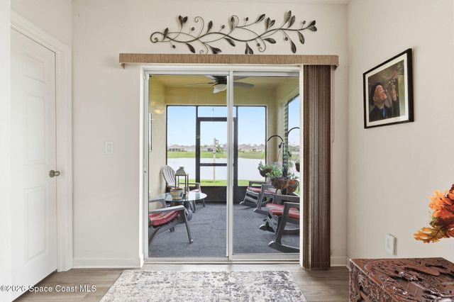 380 Guinevere Drive SW, Palm Bay, FL 32908