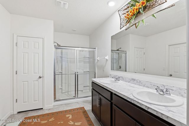 380 Guinevere Drive SW, Palm Bay, FL 32908