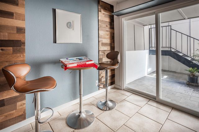 1720 Timber Ridge DR, Austin, TX 78741