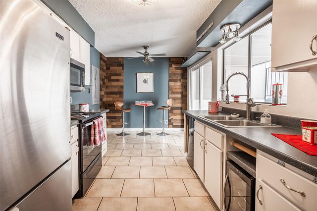 1720 Timber Ridge DR, Austin, TX 78741