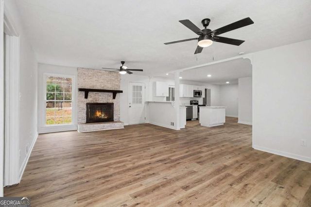 4904 Pebblebrook Drive, Douglasville, GA 30135