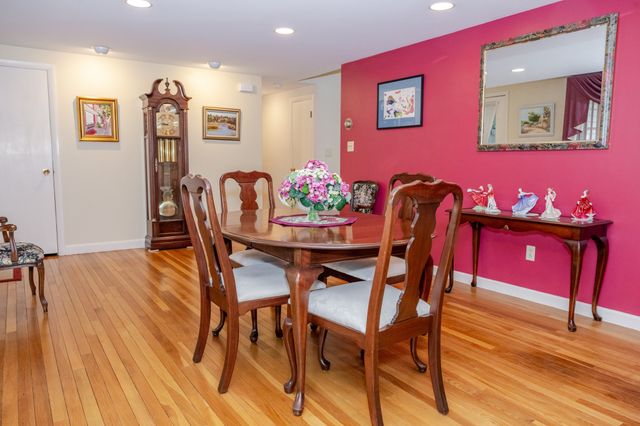 109 Russell Lane, Abington, MA 02351