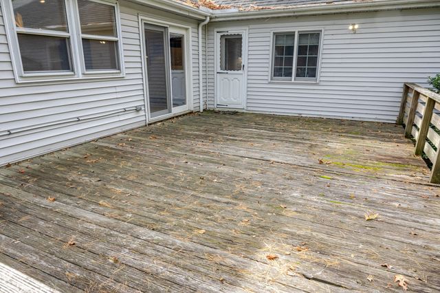 109 Russell Lane, Abington, MA 02351