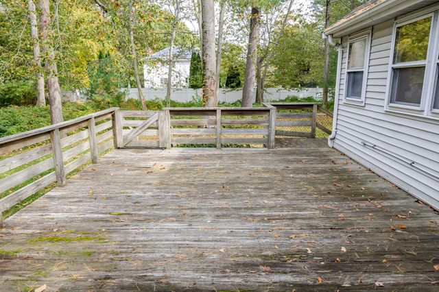 109 Russell Lane, Abington, MA 02351