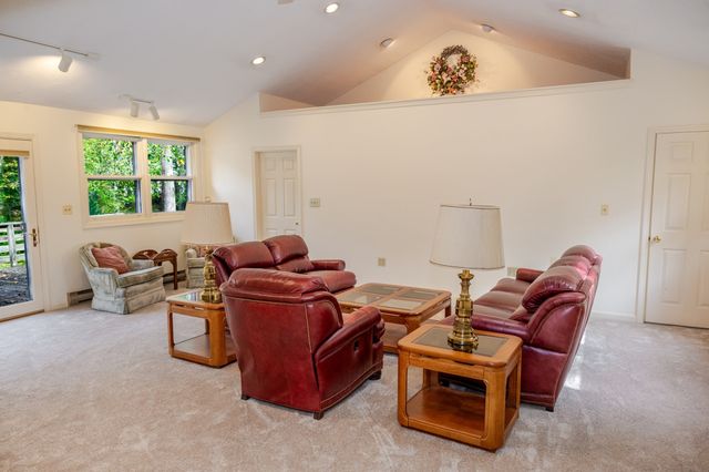 109 Russell Lane, Abington, MA 02351