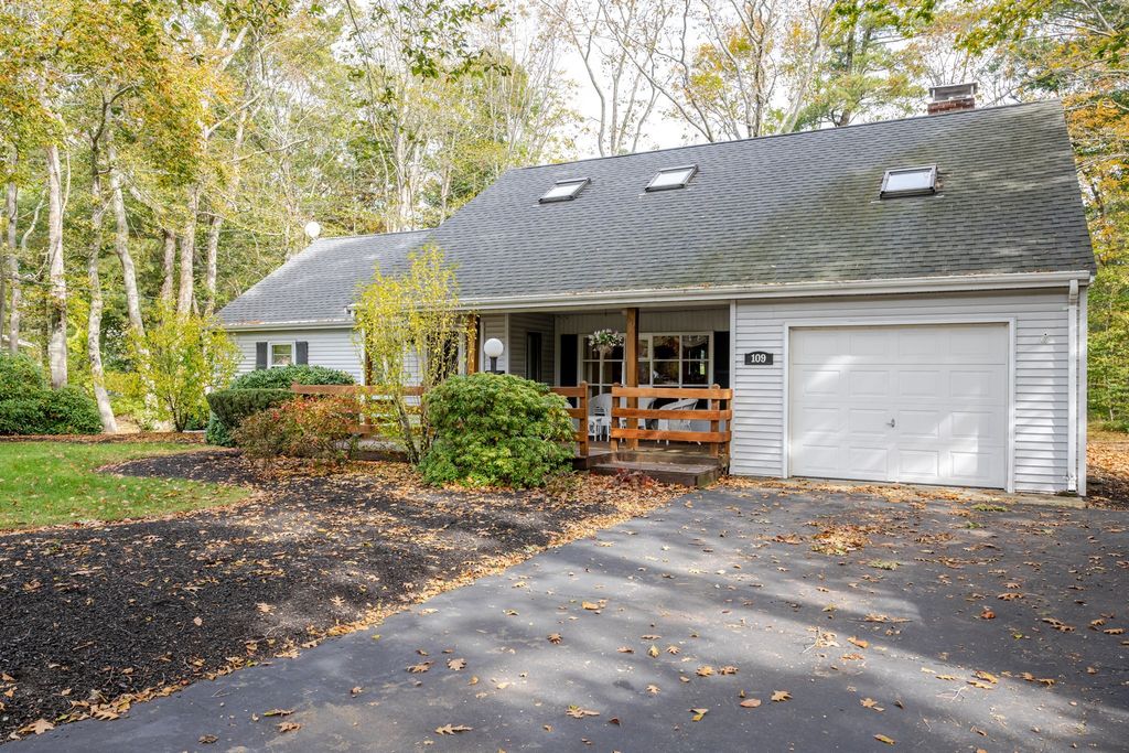 109 Russell Lane, Abington, MA 02351