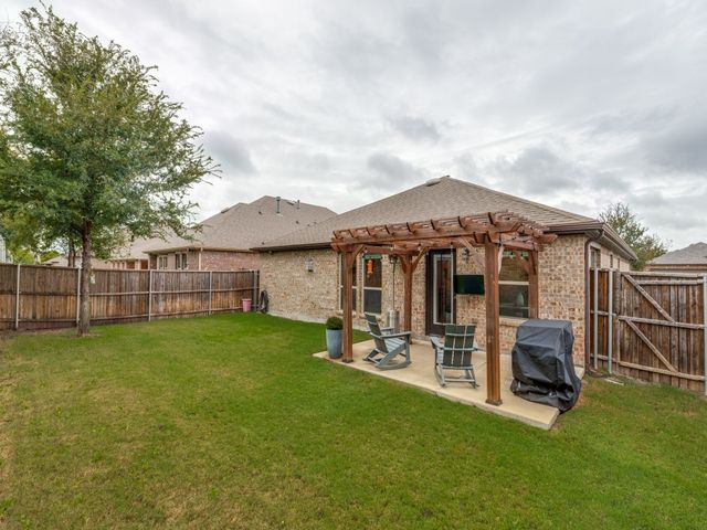1206 Freestone Drive, Melissa, TX 75454