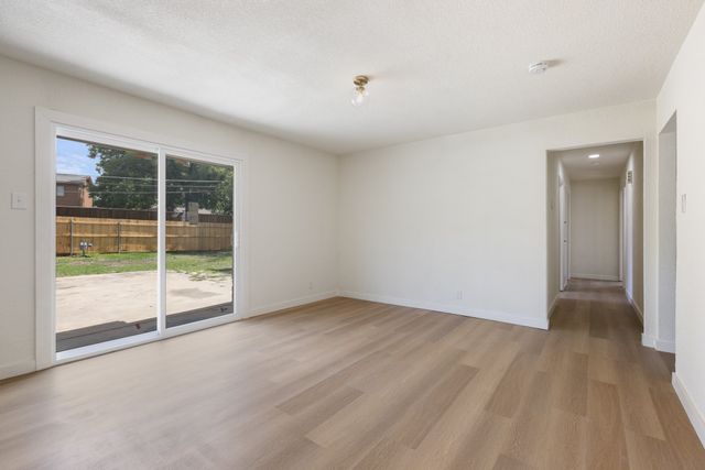 719 Sara Drive, Mesquite, TX 75149