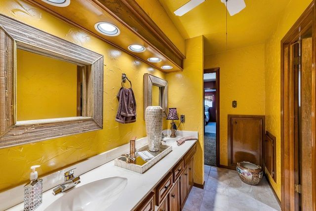 11511 Briar Rose Drive, Houston, TX 77077