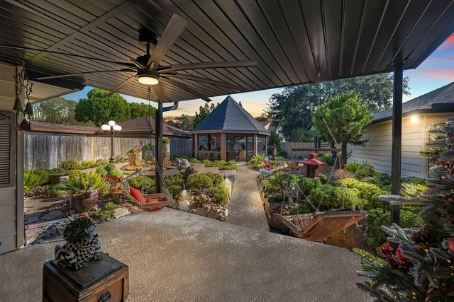 11511 Briar Rose Drive, Houston, TX 77077