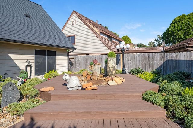 11511 Briar Rose Drive, Houston, TX 77077