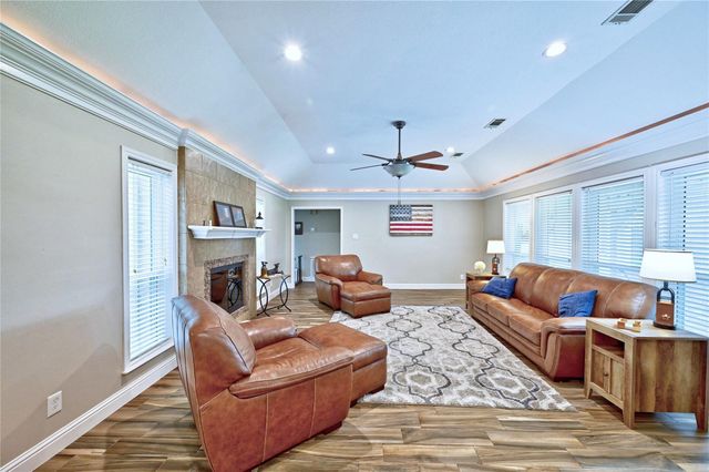 9102 Tepee Trail, Houston, TX 77064