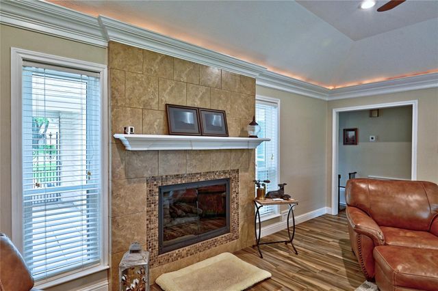 9102 Tepee Trail, Houston, TX 77064
