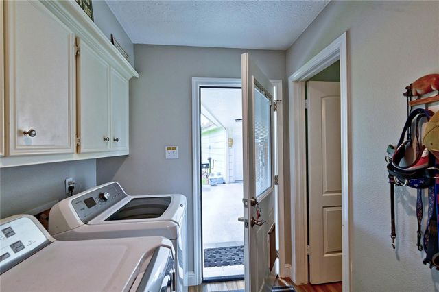 9102 Tepee Trail, Houston, TX 77064