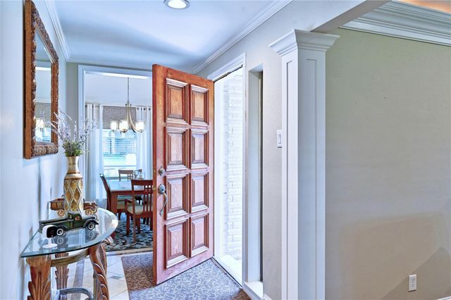 9102 Tepee Trail, Houston, TX 77064
