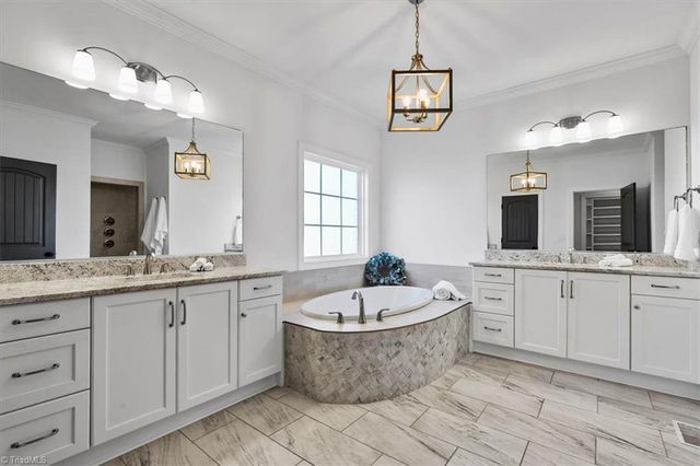 1635 Squire Davis Road, Kernersville, NC 27284