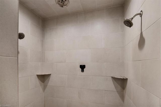 1635 Squire Davis Road, Kernersville, NC 27284