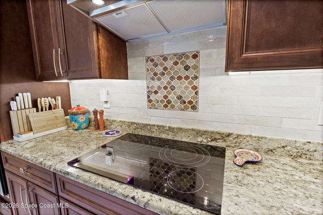 111 Via Catalano Court NE, Palm Bay, FL 32907