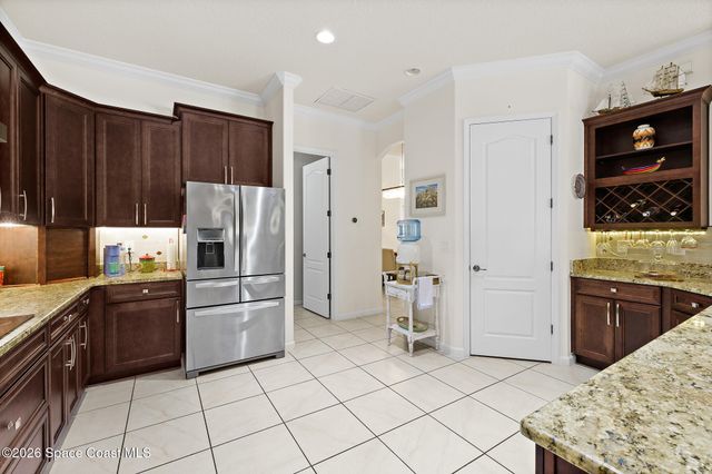 111 Via Catalano Court NE, Palm Bay, FL 32907