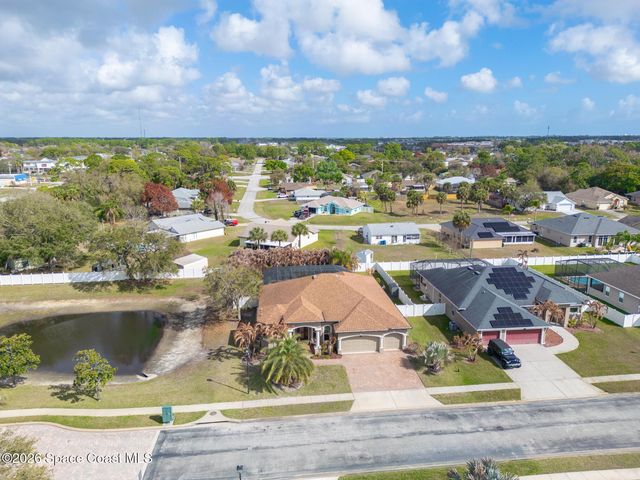 111 Via Catalano Court NE, Palm Bay, FL 32907