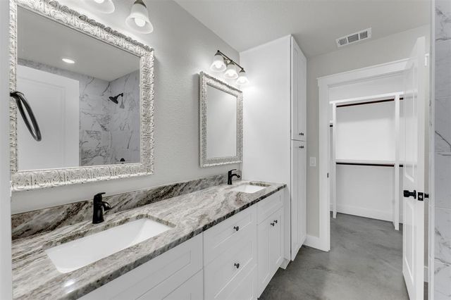 1706 Redwood DR, Marble Falls, TX 78654