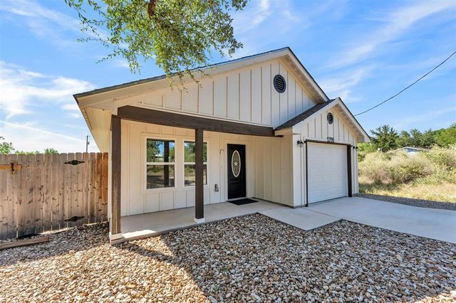 1706 Redwood DR, Marble Falls, TX 78654