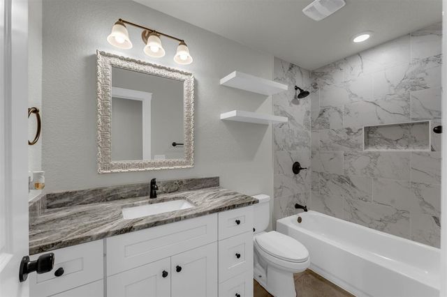 1706 Redwood DR, Marble Falls, TX 78654