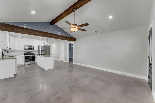 1706 Redwood DR, Marble Falls, TX 78654