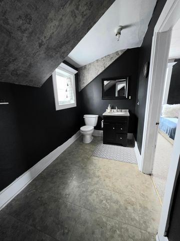 206 Oscar Avenue N, Canby, MN 56220