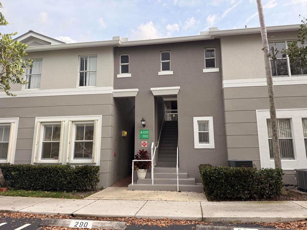 2021 Shoma Drive, Royal Palm Beach, FL 33414
