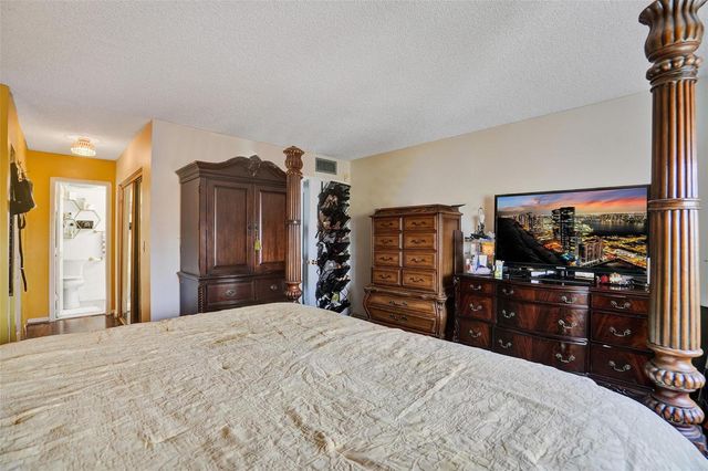 4851 NW 21st Street 405, Lauderhill, FL 33313